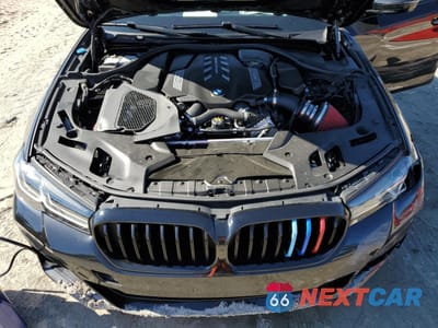 Zdjęcie 11 z 12 samochodu: 2022 BMW M550XI VIN:WBA13BK0XNCJ43688 - miniatura