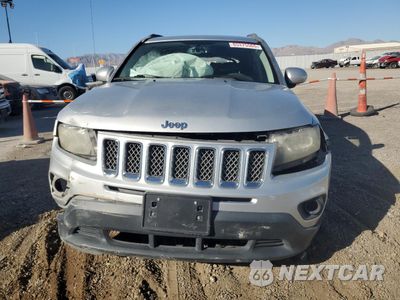 Piąte zdjęcie samochodu w środku: 2014 JEEP COMPASS LATITUDE VIN:1C4NJCEB0ED539748 - miniatura