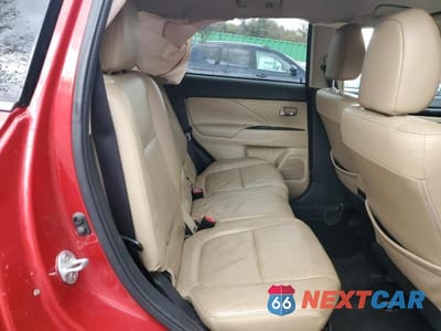 Zdjęcie 11 z 13 samochodu: 2018 MITSUBISHI OUTLANDER SE VIN:JA4AZ3A37JZ043620 - miniatura