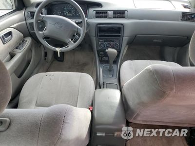 Zdjęcie 8 z 12 samochodu: 1997 TOYOTA CAMRY CE VIN:4T1BF22K2VU003320 - miniatura