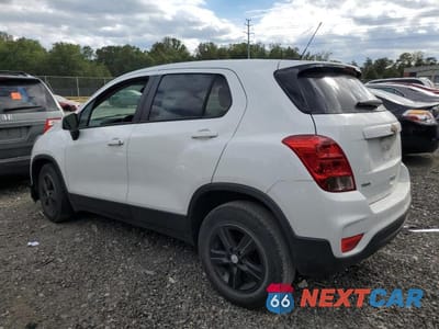 Drugie zdjęcie samochodu z przodu: 2020 CHEVROLET TRAX LS VIN:KL7CJKSB1LB329610 - miniatura