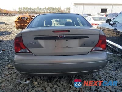 Zdjęcie 6 z 12 samochodu: 2004 FORD FOCUS SE COMFORT VIN:1FAFP34Z04W147086 - miniatura