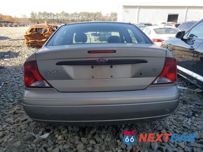 Zdjęcie 6 z 12 samochodu: 2004 FORD FOCUS SE COMFORT VIN:1FAFP34Z04W147086 - miniatura