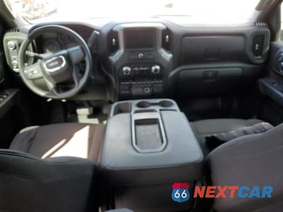 Zdjęcie 8 z 12 samochodu: 2023 GMC SIERRA K2500 HEAVY DUTY VIN:1GT49LE73PF211750 - miniatura