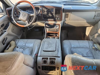 Zdjęcie 8 z 13 samochodu: 2002 CADILLAC ESCALADE LUXURY VIN:1GYEK63NX2R115370 - miniatura