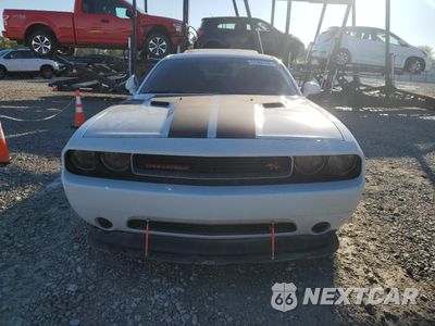 Piąte zdjęcie samochodu w środku: 2012 DODGE CHALLENGER R/T VIN:2C3CDYBT0CH186473 - miniatura