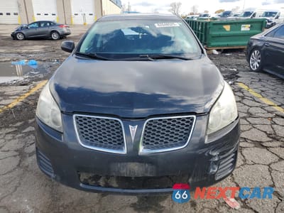 Piąte zdjęcie samochodu w środku: 2010 PONTIAC VIBE VIN:5Y2SP6E83AZ417549 - miniatura