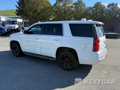 Trzecie zdjęcie samochodu z tyłu: 2018 CHEVROLET TAHOE POLICE VIN:1GNLCDEC3JR226956 - miniatura