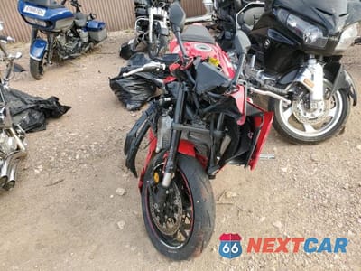 Drugie zdjęcie samochodu z przodu: 2024 HONDA CBR650 R VIN:MLHRH1551R5001441 - miniatura