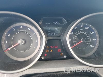 Zdjęcie 9 z 14 samochodu: 2016 HYUNDAI ELANTRA SE VIN:KMHDH4AE1GU649204 - miniatura