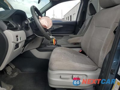 Zdjęcie 7 z 12 samochodu: 2021 HONDA PILOT EX VIN:5FNYF6H36MB018027 - miniatura