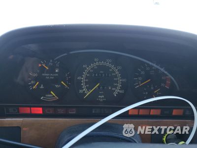 Zdjęcie 9 z 12 samochodu: 1991 MERCEDES-BENZ 560 SEL VIN:WDBCA39E0MA571884 - miniatura