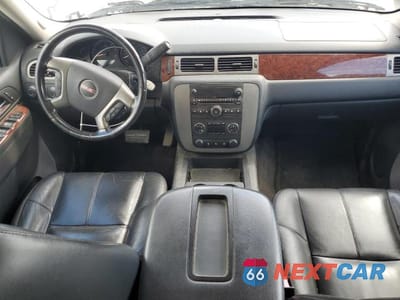 Zdjęcie 8 z 13 samochodu: 2013 GMC YUKON SLT VIN:1GKS2CE05DR134232 - miniatura