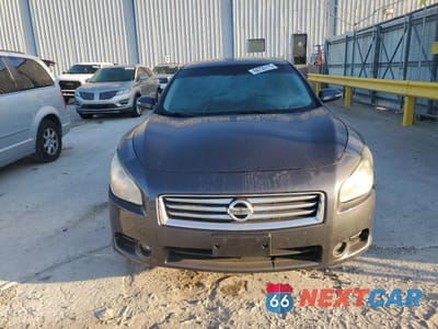 Piąte zdjęcie samochodu w środku: 2012 NISSAN MAXIMA 3.5 S VIN:1N4AA5APXCC834103 - miniatura