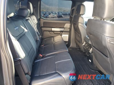 Zdjęcie 10 z 13 samochodu: 2025 FORD F350 SUPER DUTY VIN:1FT8W3BM1SEC36679 - miniatura