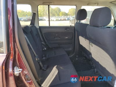 Zdjęcie 11 z 15 samochodu: 2006 TOYOTA SCION XB VIN:JTLKT324264035131 - miniatura