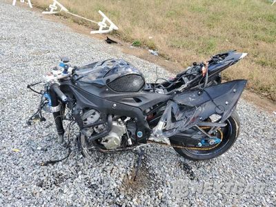 Trzecie zdjęcie samochodu z tyłu: 2015 BMW S 1000 RR VIN:WB10D2100FZ351278 - miniatura