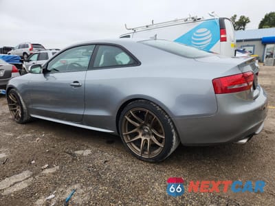 Drugie zdjęcie samochodu z przodu: 2011 AUDI S5 PRESTIGE VIN:WAUVVAFRXBA062227 - miniatura