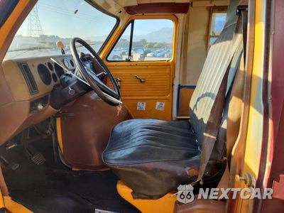Zdjęcie 7 z 13 samochodu: 1988 GMC RALLY WAGON / VAN G3500 VIN:2GDGG35J7J4518653 - miniatura