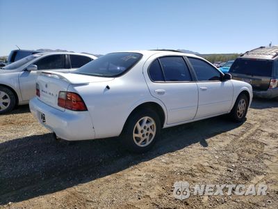 Trzecie zdjęcie samochodu z tyłu: 1995 NISSAN MAXIMA GLE VIN:JN1CA21D2ST605147 - miniatura