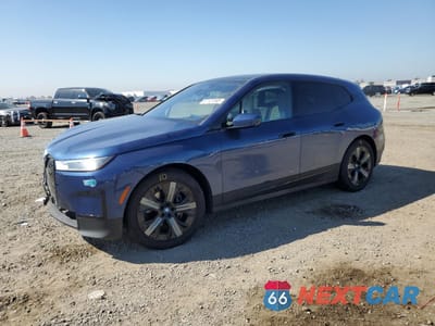 2022 BMW IX XDRIVE50 WB523CF05NCK62381 - główne zdjęcie licytacji z USA - miniatura