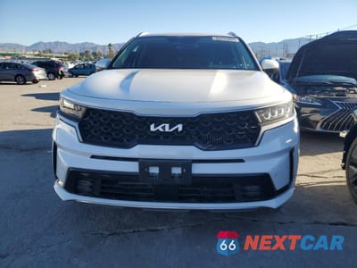 Piąte zdjęcie samochodu w środku: 2023 KIA SORENTO EX VIN:KNDRH4LG7P5169624 - miniatura