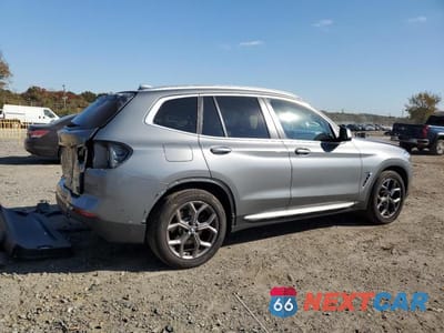 Trzecie zdjęcie samochodu z tyłu: 2023 BMW X3 VIN:5UX53DP05P9S88810 - miniatura