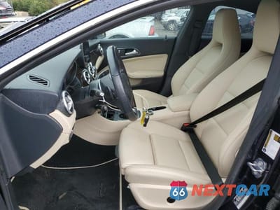 Zdjęcie 7 z 12 samochodu: 2019 MERCEDES-BENZ CLA 250 4MATIC VIN:WDDSJ4GBXKN741272 - miniatura