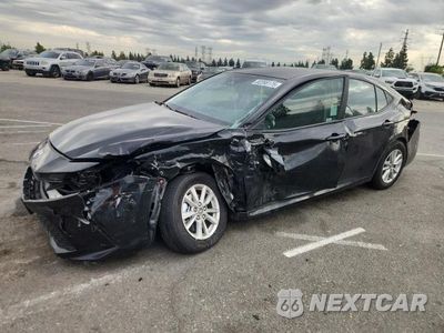 2025 TOYOTA CAMRY LE 4T1DAACK8SU563905 - główne zdjęcie licytacji z USA - miniatura