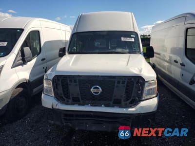 Piąte zdjęcie samochodu w środku: 2013 NISSAN NV 2500 VIN:1N6BF0LXXDN111368 - miniatura