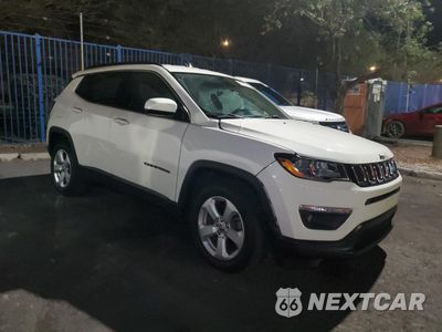 Czwarte zdjęcie samochodu z boku: 2017 JEEP COMPASS LATITUDE VIN:3C4NJCBB4HT694046 - miniatura