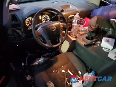 Zdjęcie 8 z 12 samochodu: 2015 NISSAN TITAN S VIN:1N6AA0EJ5FN507701 - miniatura