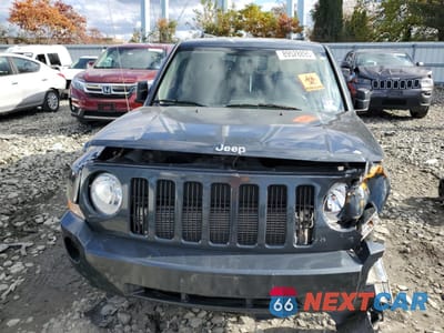 Piąte zdjęcie samochodu w środku: 2008 JEEP PATRIOT SPORT VIN:1J8FF28WX8D515842 - miniatura