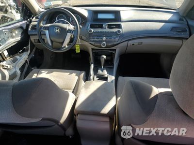 Zdjęcie 8 z 12 samochodu: 2008 HONDA ACCORD LX VIN:1HGCP26308A164068 - miniatura