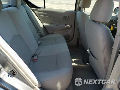 Zdjęcie 10 z 12 samochodu: 2012 NISSAN VERSA S VIN:3N1CN7AP7CL843240 - miniatura