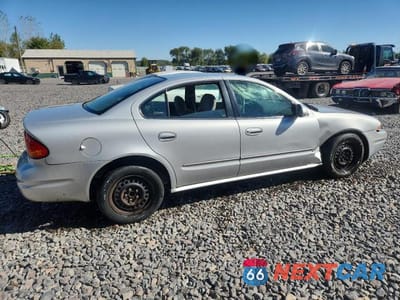 Trzecie zdjęcie samochodu z tyłu: 2001 OLDSMOBILE ALERO GL VIN:1G3NL52T21C123770 - miniatura