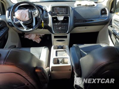 Zdjęcie 8 z 13 samochodu: 2014 CHRYSLER TOWN & COUNTRY TOURING VIN:2C4RC1BG8ER157142 - miniatura