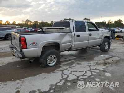 Trzecie zdjęcie samochodu z tyłu: 2006 CHEVROLET SILVERADO K2500 HEAVY DUTY VIN:1GCHK23DX6F230304 - miniatura