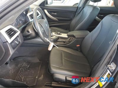 Zdjęcie 7 z 11 samochodu: 2017 BMW 320 I VIN:WBA8E1G52HNU12959 - miniatura