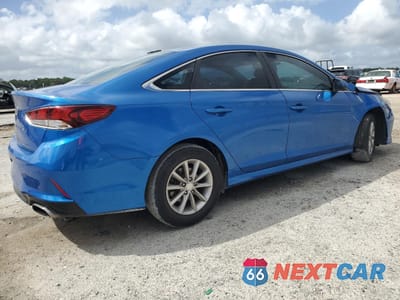 Trzecie zdjęcie samochodu z tyłu: 2018 HYUNDAI SONATA SE VIN:5NPE24AF9JH655840 - miniatura
