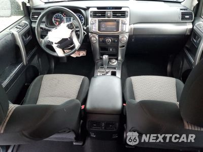 Zdjęcie 8 z 16 samochodu: 2019 TOYOTA 4RUNNER SR5/SR5 PREMIUM VIN:JTEBU5JR4K5649633 - miniatura