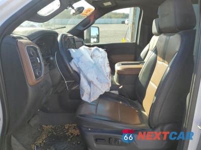 Zdjęcie 7 z 12 samochodu: 2020 CHEVROLET SILVERADO K2500 HIGH COUNTRY VIN:1GC4YREY1LF110814 - miniatura