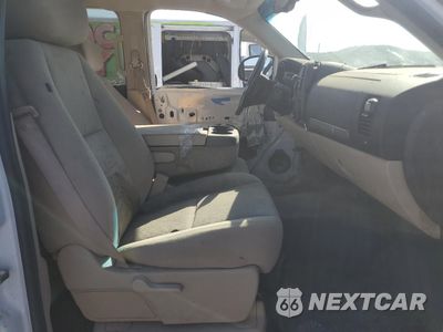 Zdjęcie 7 z 12 samochodu: 2011 CHEVROLET SILVERADO K1500 LT VIN:3GCPKSE38BG225725 - miniatura