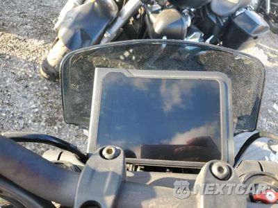 Zdjęcie 7 z 9 samochodu: 2024 HUSQVARNA SVARTPILEN VIN:MD2JUJ404RN210877 - miniatura