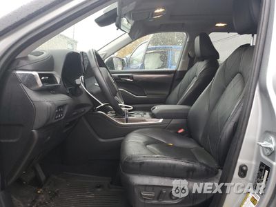 Zdjęcie 7 z 13 samochodu: 2021 TOYOTA HIGHLANDER HYBRID PLATINUM VIN:5TDEBRCH8MS028654 - miniatura