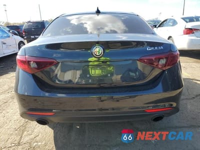 Zdjęcie 6 z 11 samochodu: 2023 ALFA ROMEO GIULIA TI VIN:ZARFAMBN4P7676692 - miniatura