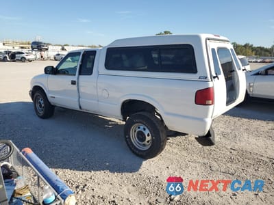 Drugie zdjęcie samochodu z przodu: 2001 CHEVROLET S TRUCK S10 VIN:1GCDT19WX18223249 - miniatura