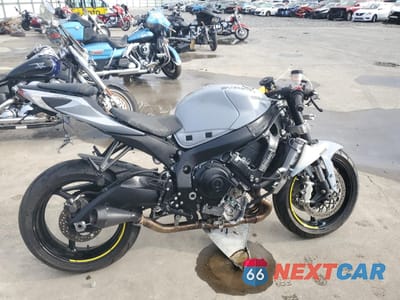 2022 SUZUKI GSX-R600 JS1GN7FAXN7100320 - główne zdjęcie licytacji z USA - miniatura