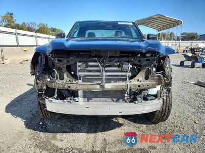 Piąte zdjęcie samochodu w środku: 2025 TOYOTA TACOMA SR VIN:3TYJDAHN2ST029146 - miniatura