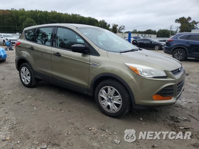 Czwarte zdjęcie samochodu z boku: 2014 FORD ESCAPE S VIN:1FMCU0F78EUA98065 - miniatura